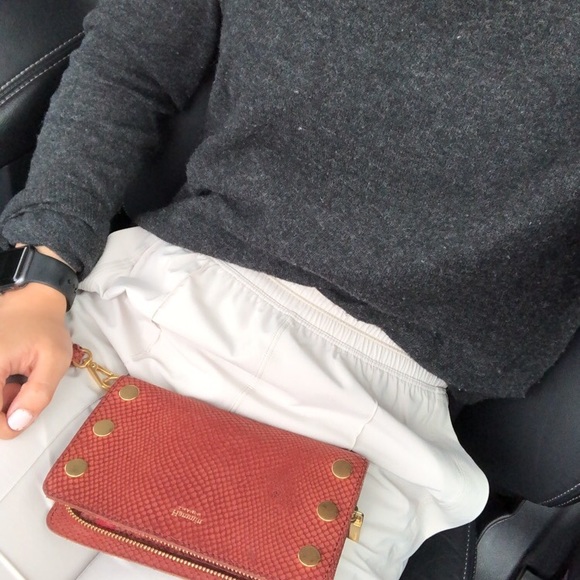 Meet your Posher, Rhoda - Picture 6 of 6